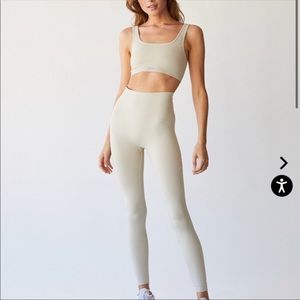 setactive sculptflex leggings in oat milk
